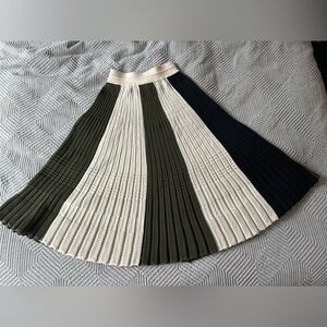 Molli wool skirt cream, olive or forest green, black elastic waist Small